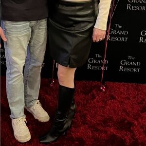 Black faux Leather Skirt Loft 12